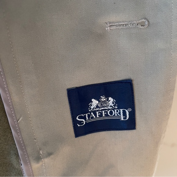 Vintage Men’s Trench Coat - Picture 5 of 6